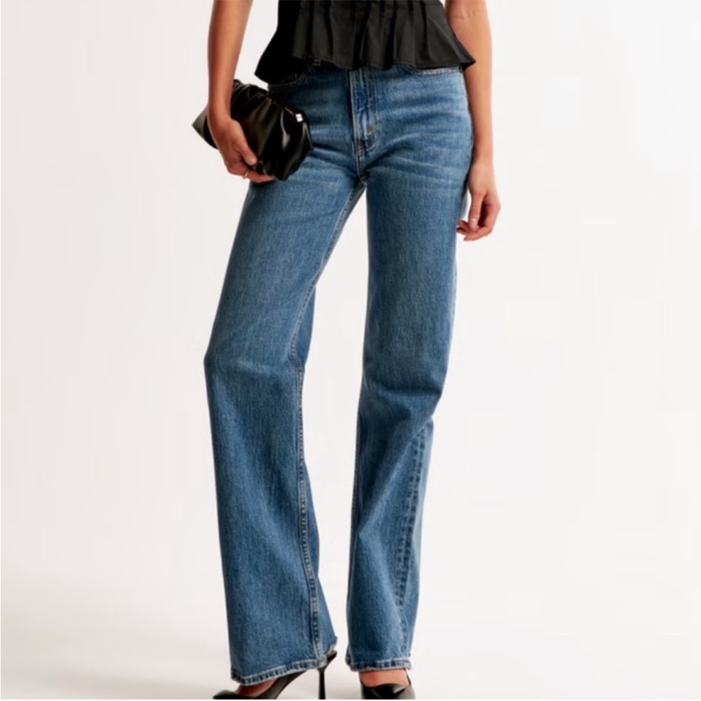 Abercrombie & Fitch The 90’s Relaxed High Rise Jeans Curve Love Size 28/6 Short